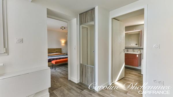 Maison contemporaine de 260M2 au DPE classé A, en plein quartier prisé de la Pironnière aux Sables d'Olonne !