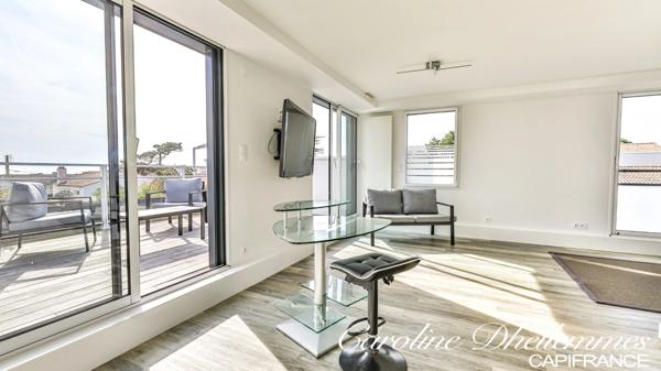 Maison contemporaine de 260M2 au DPE classé A, en plein quartier prisé de la Pironnière aux Sables d'Olonne !