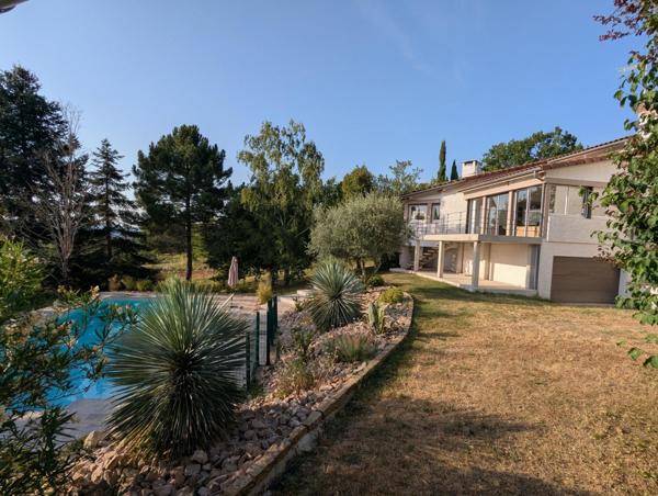 Maison à ALBI, 81000 - 8 pièces 240m²