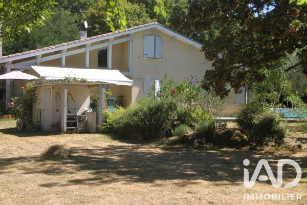 Maison à vendre 7 pièces 203 m² Targon