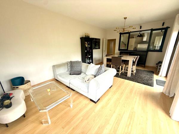 Appartement 3 pièces 77 m2