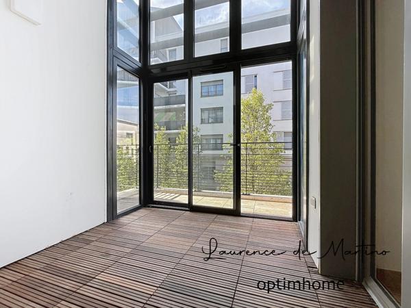 DUPLEX à vendre 3 pièces NANTERRE (92) avec 2 extérieurs SUD-OUEST et parking