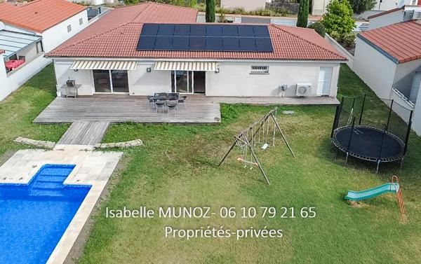 Maison Plain pied F5 de 149 m2, DPE A, piscine, dépendances, panneaux solaires, jardin