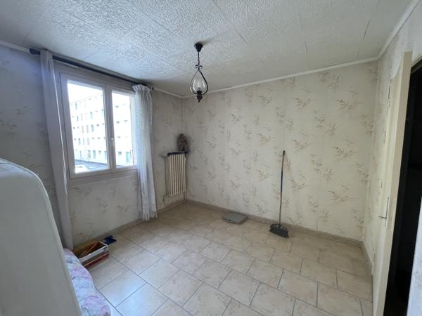 Avignon (84000) Rare maison 4 chambres de 134 m2 garage atelier jardin