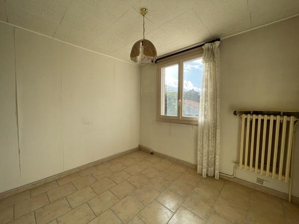 Avignon (84000) Rare maison 4 chambres de 134 m2 garage atelier jardin