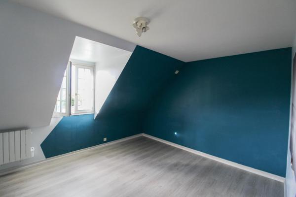 Maison d'artisans, spacieuse avec fort potentiel !