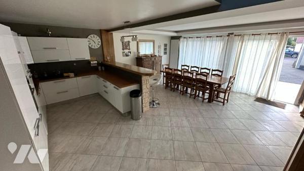 SAINT-GERMAIN-SUR-AY, proche de la mer, maison d'habitation construite en 2006