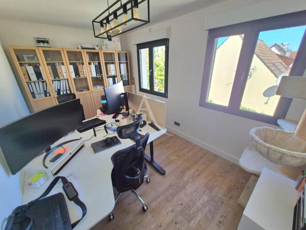 Maison Pontault Combault 6 pièce(s) 122 m2
