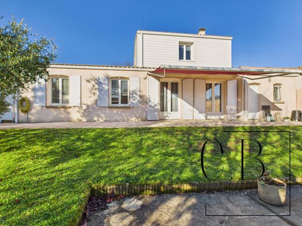 Maison 4 Chambres, bureau et garage