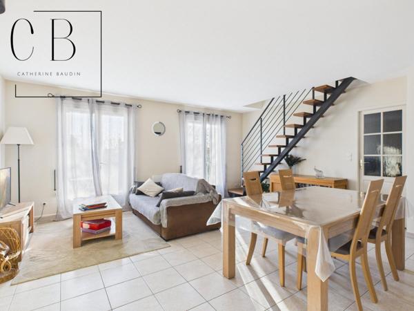 Maison 4 Chambres, bureau et garage