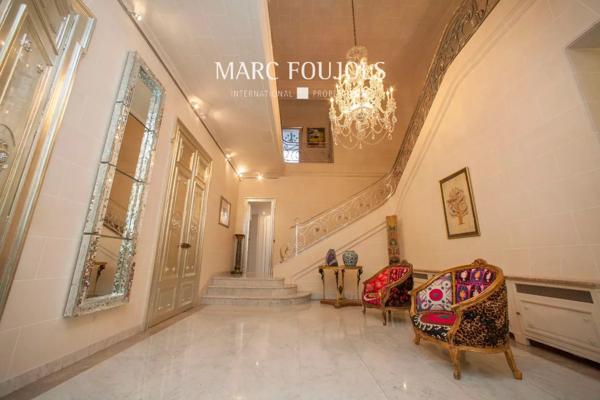 Duplex comme un Hôtel Particulier, proche Avenue Henri Martin