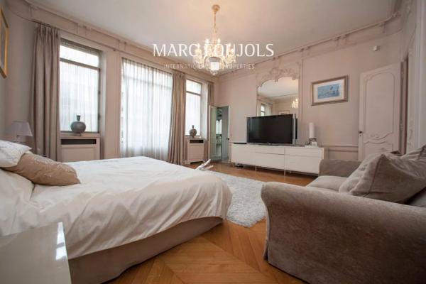 Duplex comme un Hôtel Particulier, proche Avenue Henri Martin