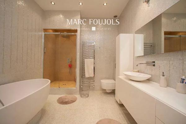 Duplex comme un Hôtel Particulier, proche Avenue Henri Martin