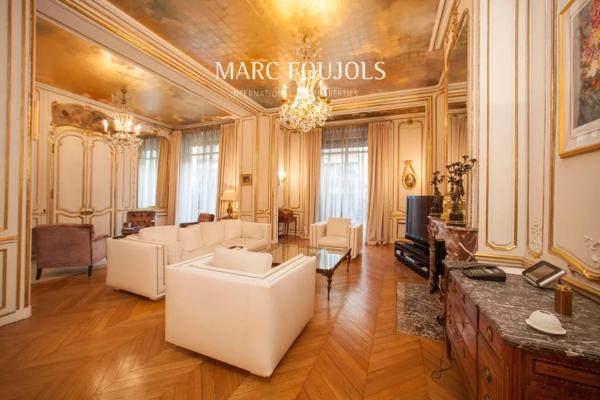 Duplex comme un Hôtel Particulier, proche Avenue Henri Martin