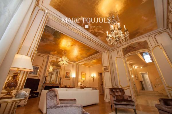 Duplex comme un Hôtel Particulier, proche Avenue Henri Martin