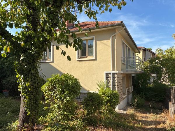 Maison à saisir à Millau – 4 chambres et jardin de 476 m²