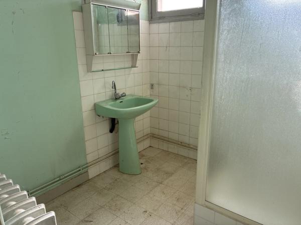 Maison à saisir à Millau – 4 chambres et jardin de 476 m²