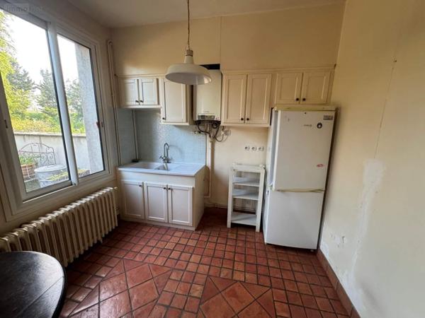 Appartement à vendre à Tours dans l'Indre-et-Loire (37000), ref : 034/2026000271   
TOURS Centre - Velpeau