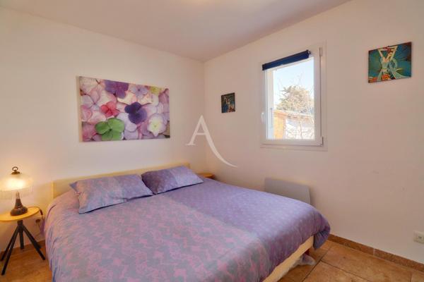 VILLA DE 87M2 AVEC TERRASSE PISCINE PARKING ET ABRI JARDIN