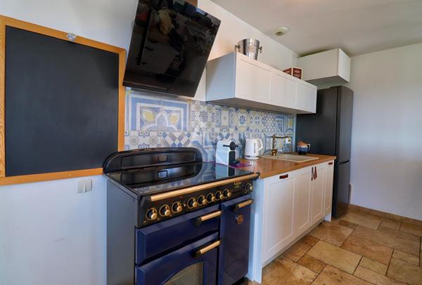 VILLA DE 87M2 AVEC TERRASSE PISCINE PARKING ET ABRI JARDIN