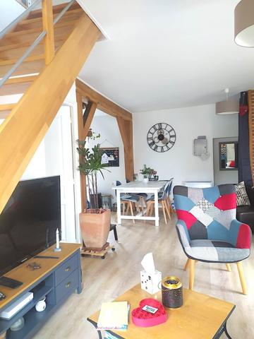 Gazeran centre 3 chambres 66 m² avec cave et stationnement