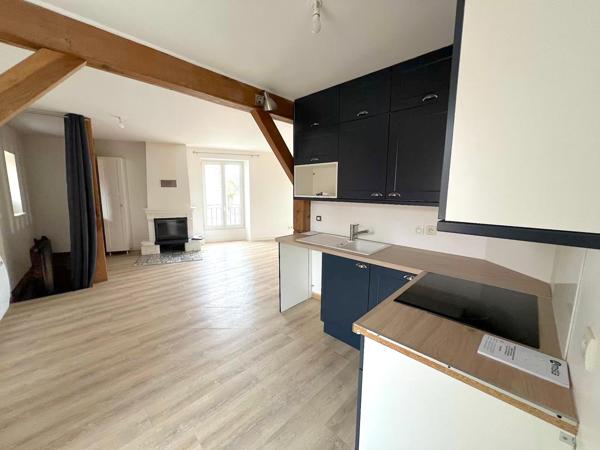 Gazeran centre 3 chambres 66 m² avec cave et stationnement