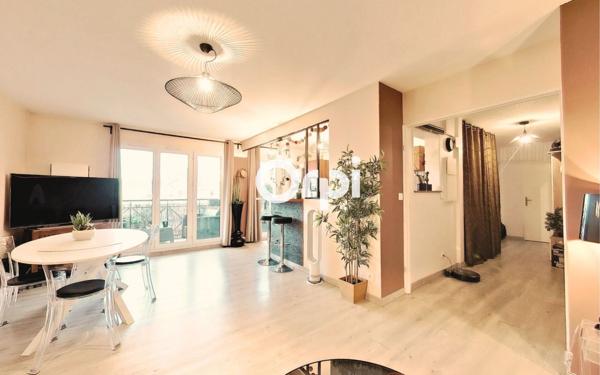 Appartement à vendre    3 pièces • 66,47 m2 Lille