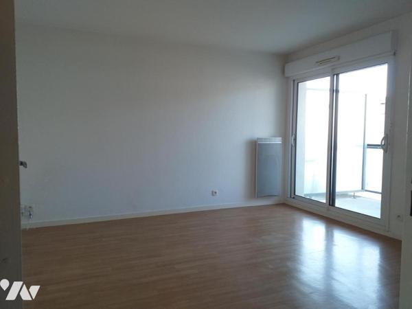 T2  2ème étage avec ascenseur, terrasse et garage