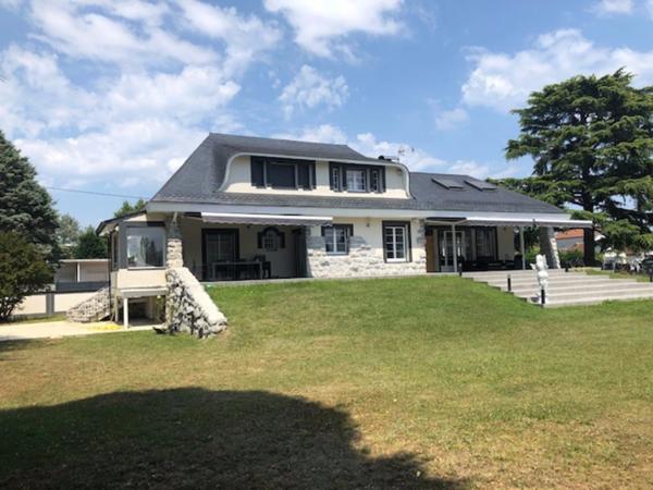 Dpt Hautes Pyrénées (65), à vendre TARBES maison P12