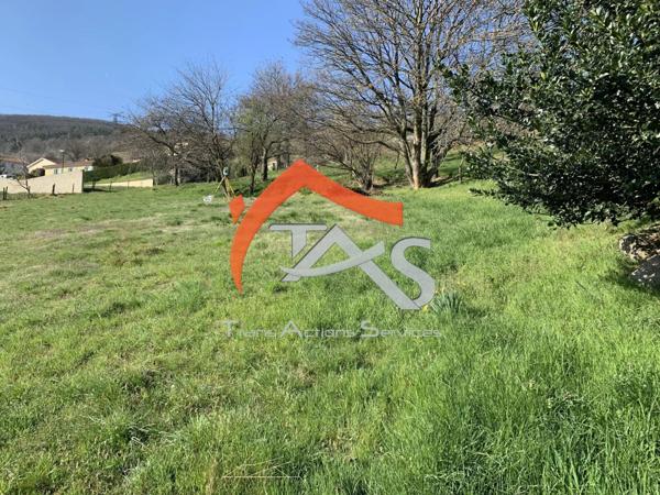 Vente Terrain 700 m2 à Saint-Chamond