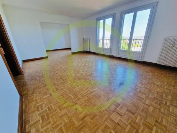 Appartement à NOGENT SUR MARNE (94130)