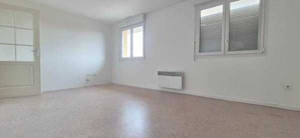 Appartement Bethune 2 pièce(s) 42.6 m2 avec place de parking , Bethune