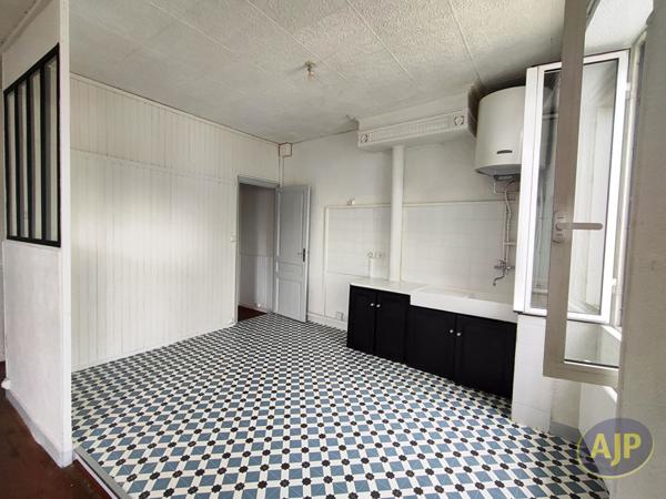 Location appartement Pauillac : 700 € - AJP Pauillac Immobilier