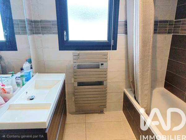 Maison à vendre 4 pièces 115 m² Pollestres