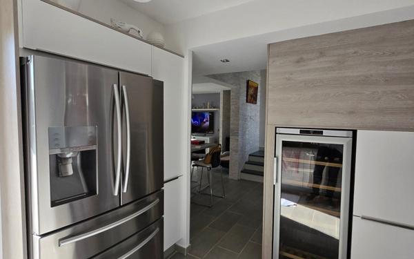 Maison à vendre    4 pièces • 100 m2 Eu