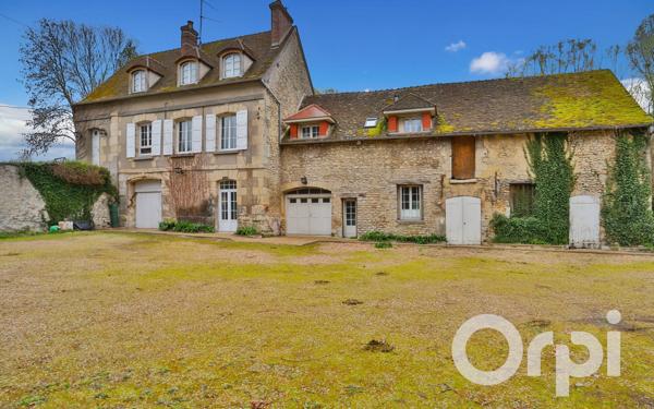 Maison à vendre    8 pièces • 220 m2 Gisors
