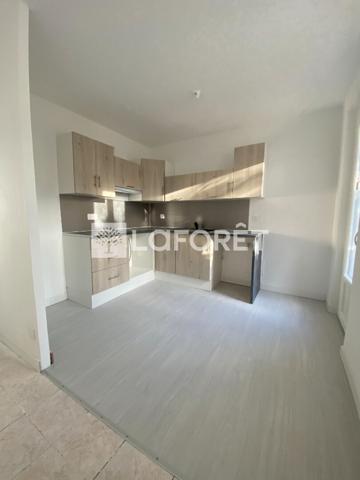 Location maison Vinça - 4 pièce(s) - 76 m² - 750 €/mois