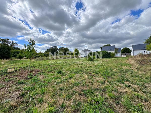 À Vendre - Terrain constructible viabilisé à Naizin 520m²