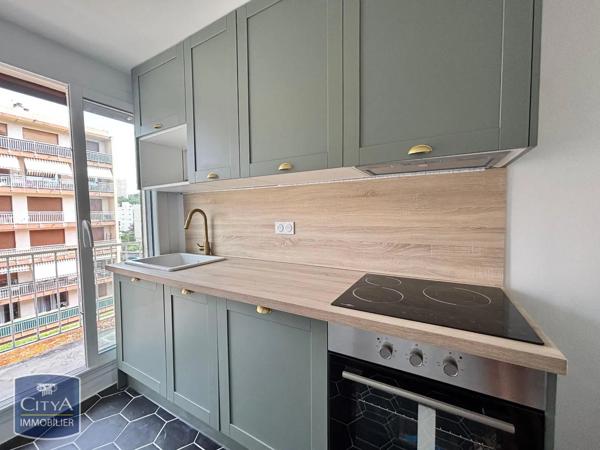 Appartement à louer 2 pièces 47.1m² Tassin-la-Demi-Lune (69160)