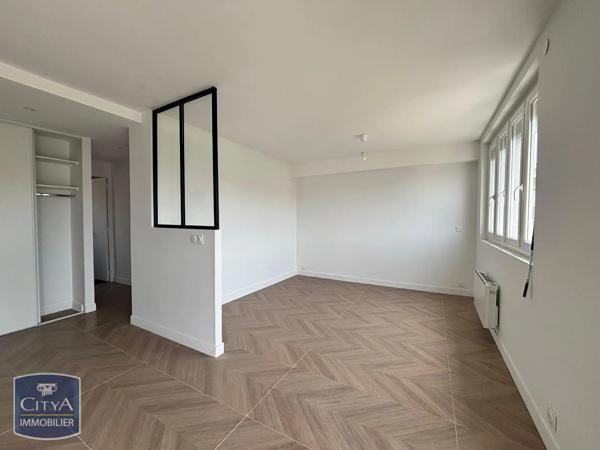 Appartement à louer 2 pièces 47.1m² Tassin-la-Demi-Lune (69160)