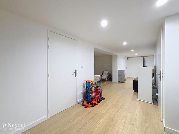 COMMUNAY – Belle maison familiale de 166 m² sur terrain arboré de 800 m²
