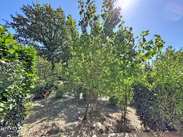 COMMUNAY – Belle maison familiale de 166 m² sur terrain arboré de 800 m²