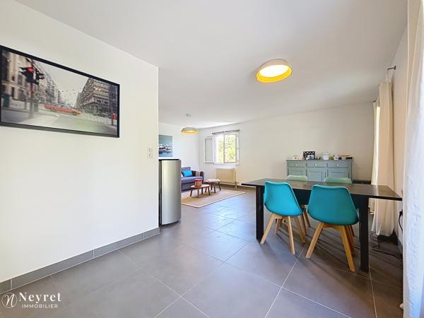 COMMUNAY – Belle maison familiale de 166 m² sur terrain arboré de 800 m²