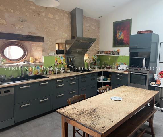 BELLE PROPRIETE AVEC GITE A 15 MINUTES DE ROCHEFORT