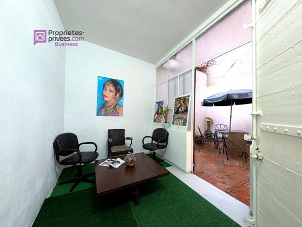 13004 MARSEILLE - SALON DE COIFFURE ET ESTHETIQUE