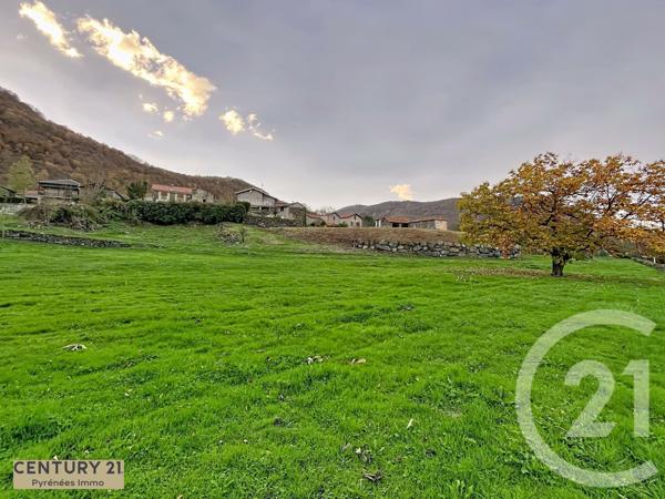 Terrain à vendre  2215 m2 SALECHAN - 65