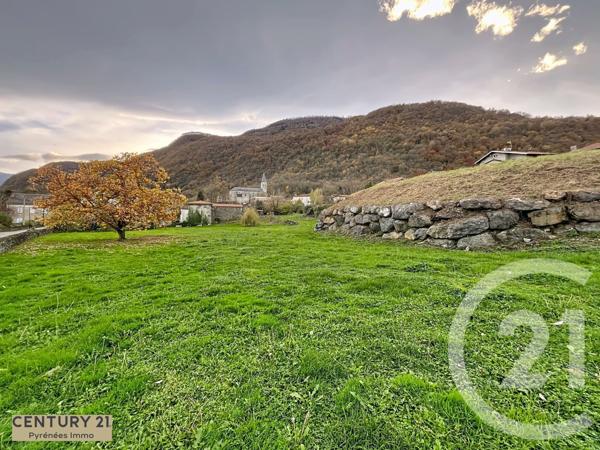 Terrain à vendre  2215 m2 SALECHAN - 65