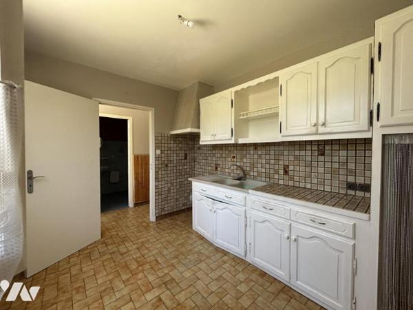 Montélimar, appart. 59m2 hab. avec jardin en rdc situé dans une maison individuelle.