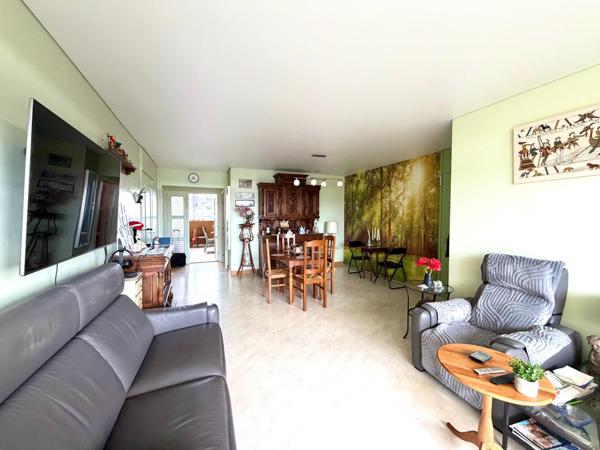 Appartement T4 de 99m², dernier étage, 2 parkings