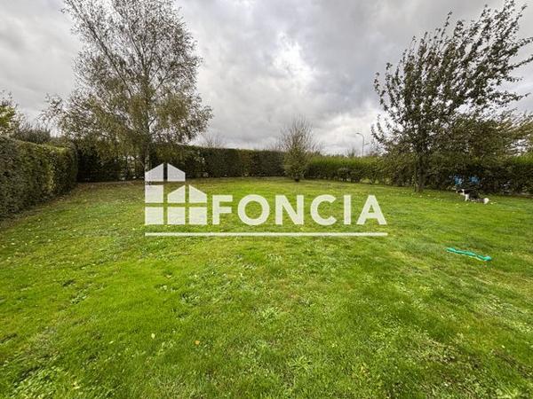 Location Maison 5 pièces 132.2 m² - 24 RUE ROSE HAREL Authie 14280